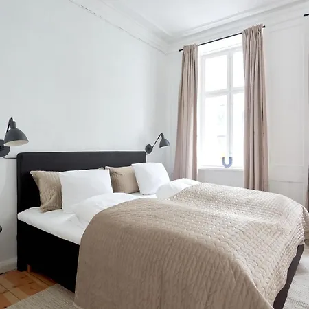 Bright In The Old Town Of Apartment *