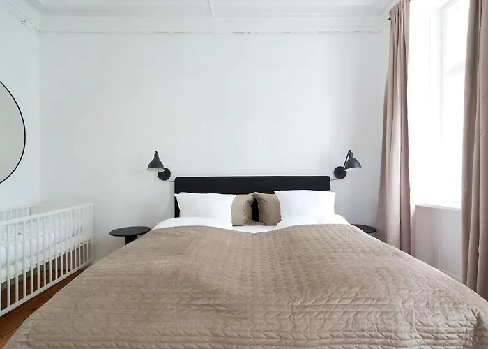 Daire Bright In The Old Town Of