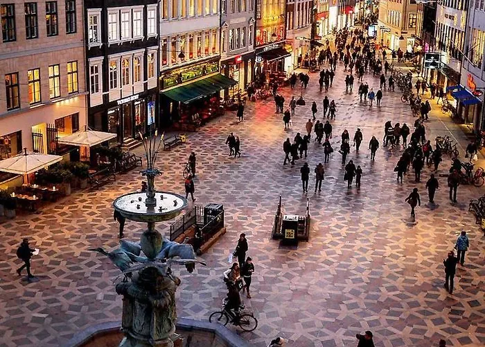 Daire Bright In The Old Town Of